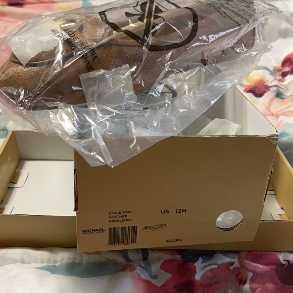 Size 12 Acorn colored. Brand New in the box.